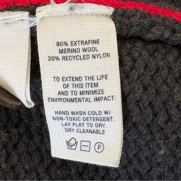 Alex Mill Sabine Sweater in Merino Wool
Heather Olive - Picture 7 of 7